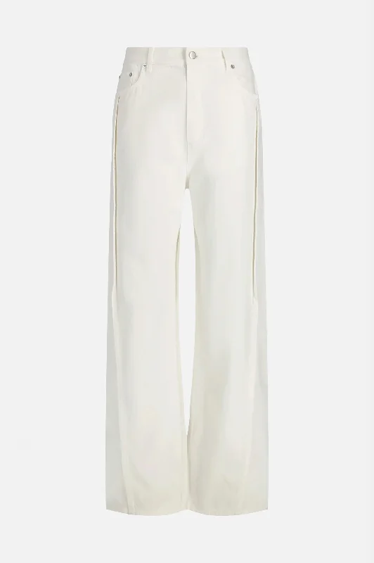 Spring Denim Tuck Jean in White - Regular